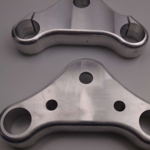 자동차 표준 부품 맞춤화