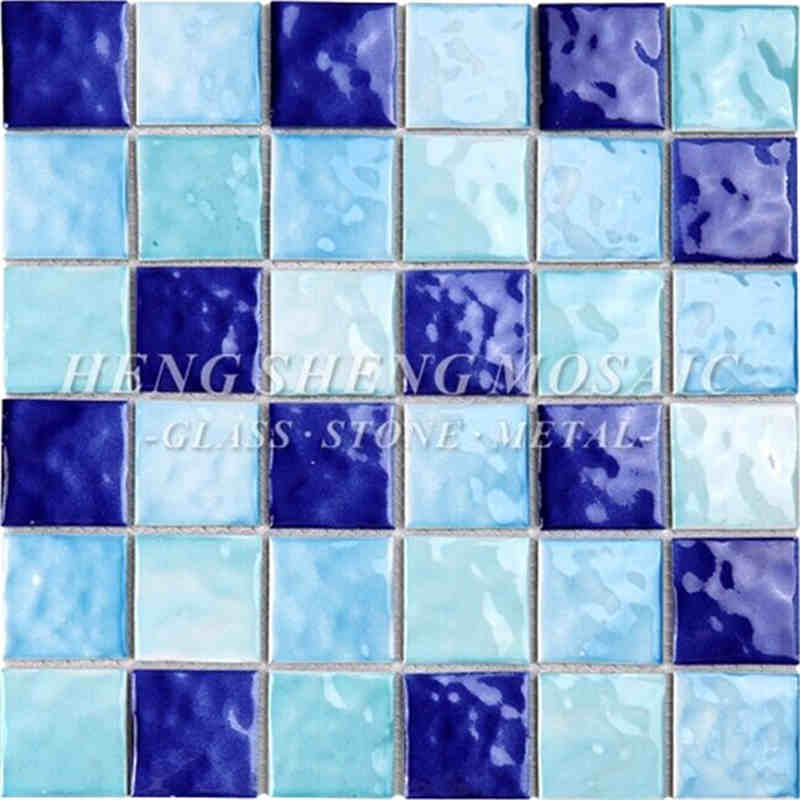 물결 모양의 3D 슬립 캔디 색상 파란색과 흰색 세라믹 Swmming 풀 타일 유리 모자이크 욕실 스파 도자기 모자이크 장식 벽