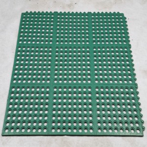 데크 용 고품질 천공 천연 고무 배수 매트