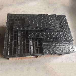 고무 사면 코너