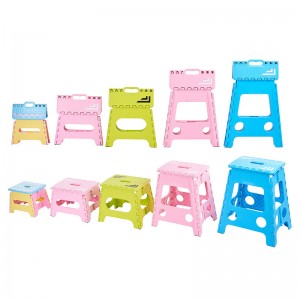 목욕탕, 주방 및 피크닉을위한 경량 플라스틱 폴딩 스텝 의자