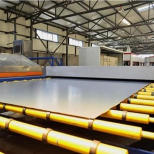 안전 필름이 부착 된 알루미늄 미러