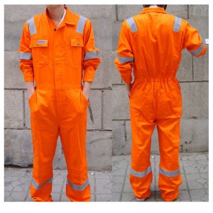 좋은 품질과 수량 workwear의 400000 개 / 세트의 연간 생산