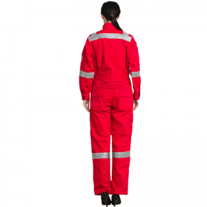 Workwear는 구매하지 않고 사용자 정의해야합니다.