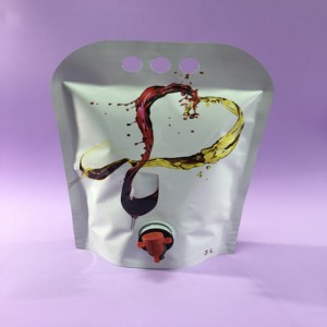 중국 공급자는 상자에있는 3L 5L 알루미늄 호일 부대 포도주 부대를 도매합니다