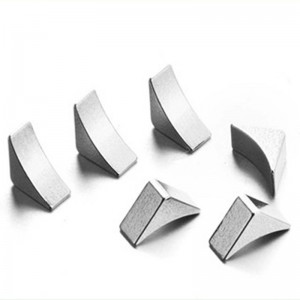 마그네 permanenti 당 alternatore