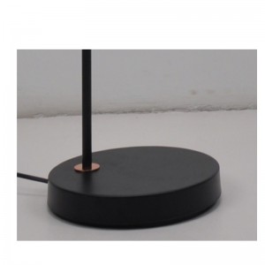 금속 그늘을 가진 전기 스탠드 및 그늘 기능 조정