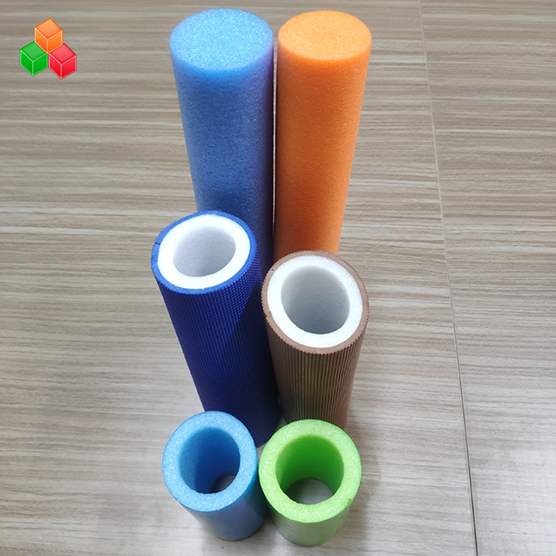 실내 운동장 장비 / 포장을위한 주문 모양 로고 색깔 최고 연약한 빈 거품 관 PVC EVA EPE 거품 둥근 관