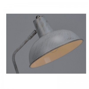 메탈 쉐이드 조정 기능이있는 테이블 램프와 화이트 브러시 드 골드