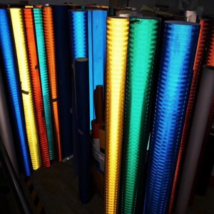 빨간색과 흰색 반사 안전 테이프