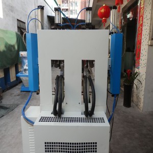 2 냉식 및 2 열식 백 파트 성형기의 슈