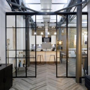 좁은 베젤 슬라이딩 도어