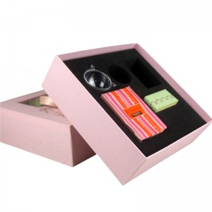 우아함 운반물 상자는 손 선물 상자를 가진 선물 차 음식의 전 세트를 표시합니다