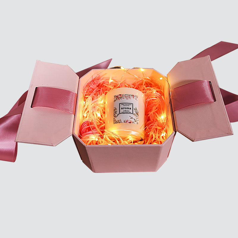분홍색 달콤한 Bowknot 선물 상자 모양의 플랩 캔들 컵 초콜릿 절묘한 선물 상자