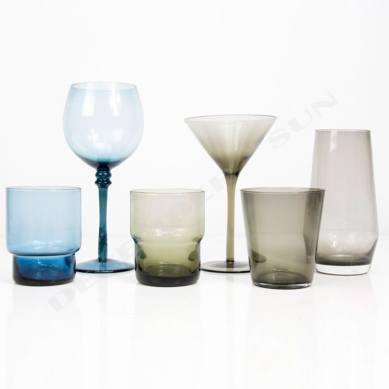 클래식 좋은 샴페인 술잔