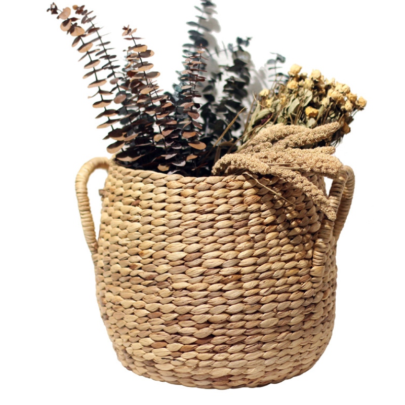 밀짚 길쌈 된 저장 바구니