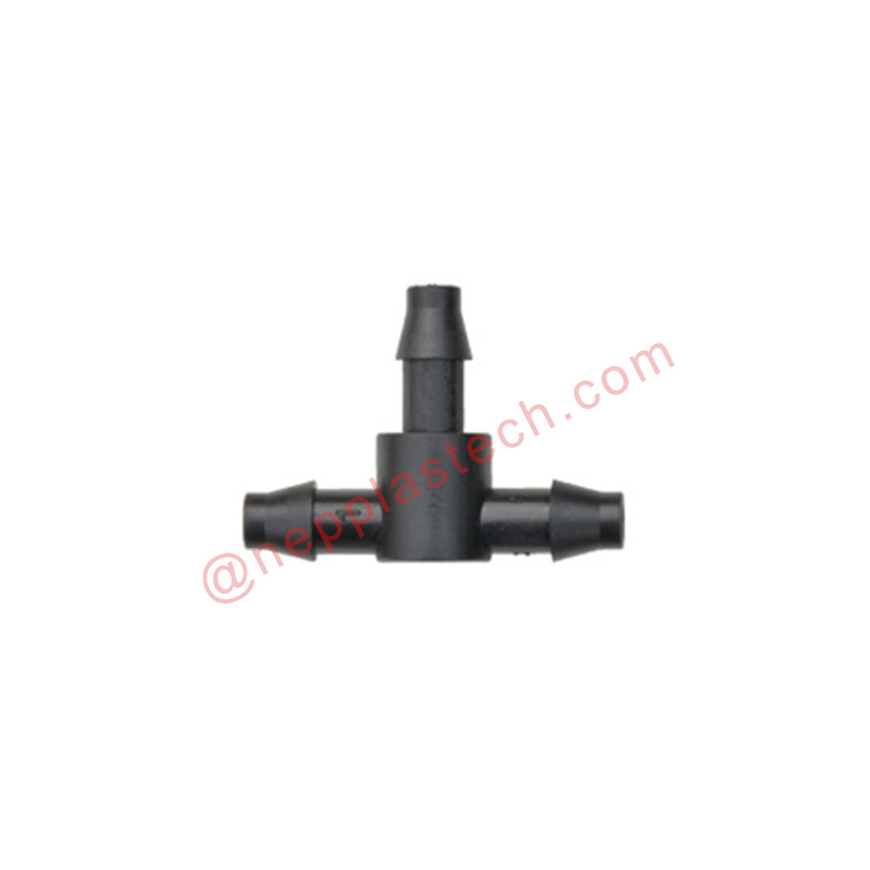 정원 관개 시스템 화분 의 방울 은 쌍 갈 이 로 직접한다.