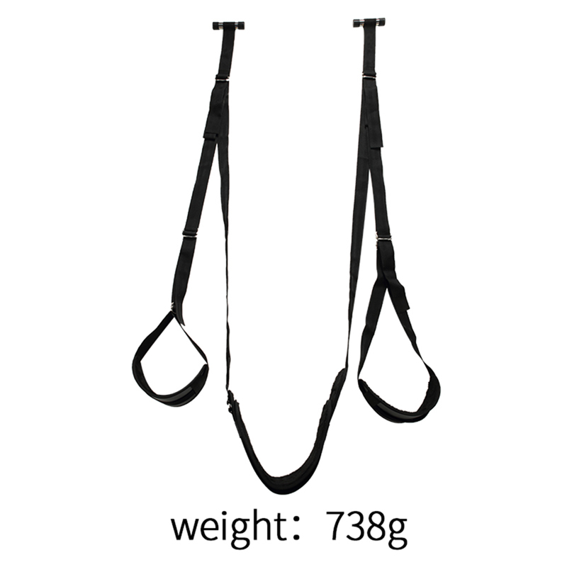 문고리 에 성인 용 장난감 을 둘 러 매다.