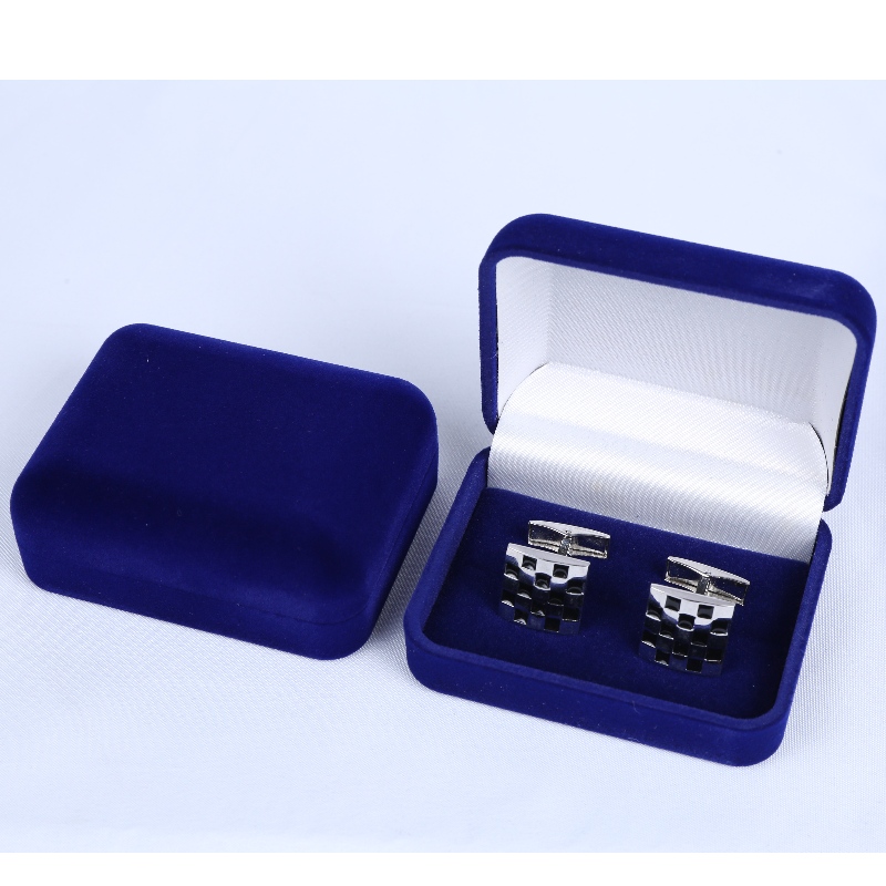 프로젝트 D - 45S 원형 벨벳 케이스 로 두 개의 소매 단추, 길이 가 60 mm 인 넥타이 클립 이나 여러 개의 배지, 동전, 메달 등 을 사용 하여 mm 입 니 다.75 * 95 * 32mm, 무게 약 65g