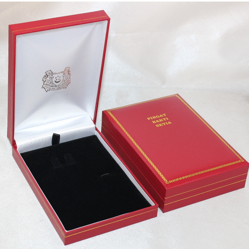 75 * 120 mm 메달, 동전 및 배지 등을위한 V-15S 사각형 인조 가죽 종이 상자. 97 * 143 * 34, 무게 약 170g