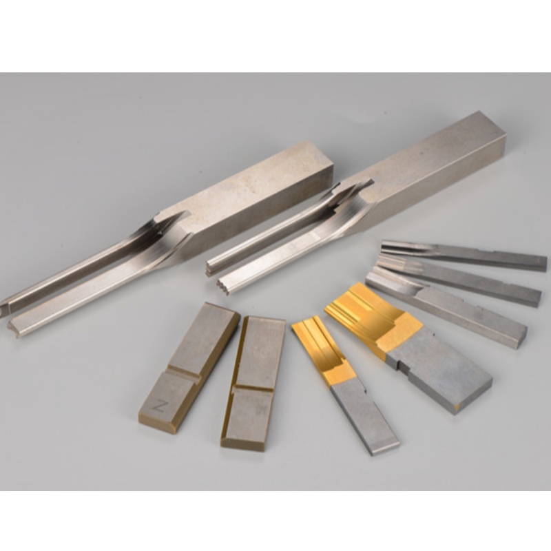 성능 및 기능의 미러 스파크