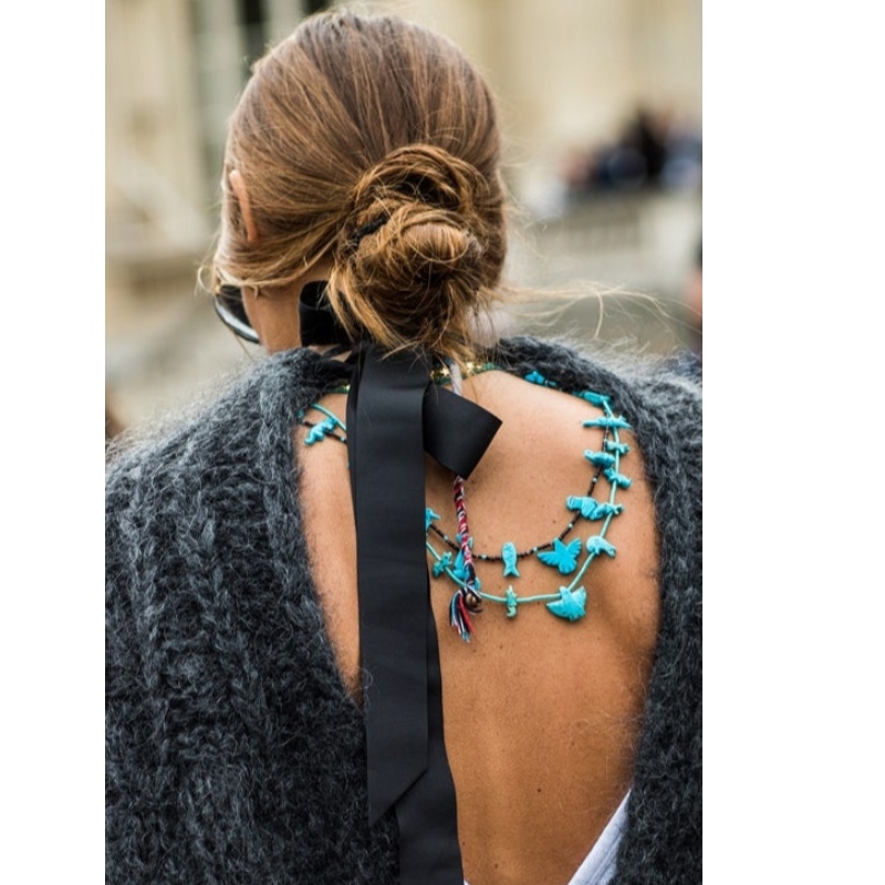 올해 인터넷 에서 가장 많이 검색 되 는 6 가지 주 얼 리 패션 이다.