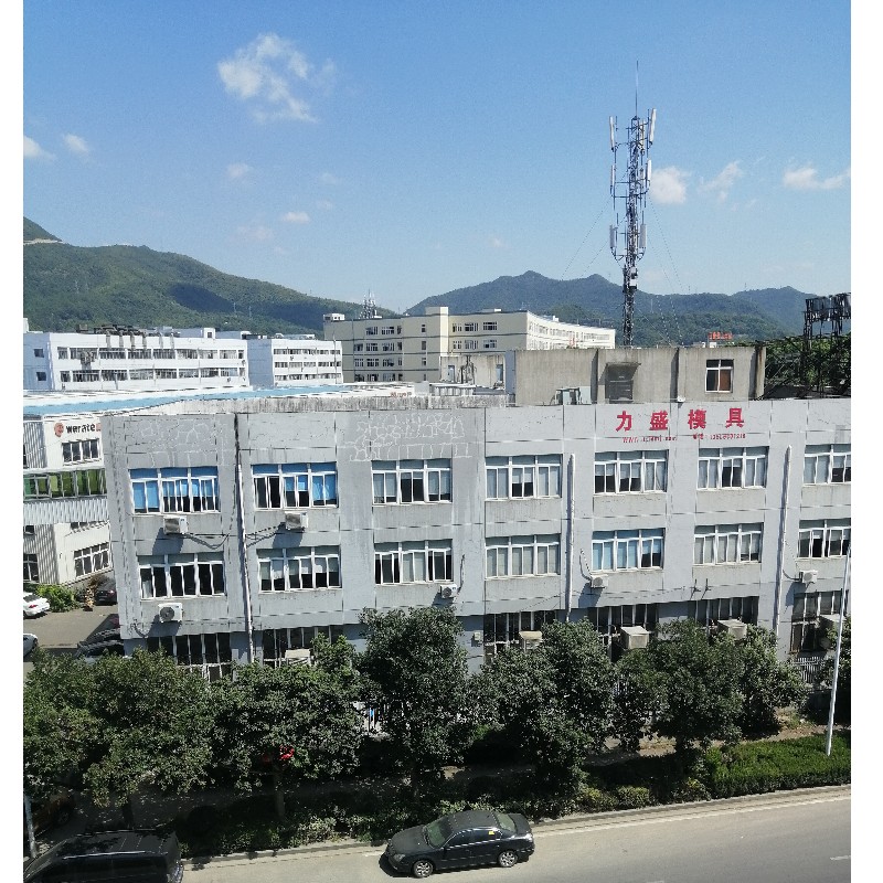 COVID-19 VS 금형 산업