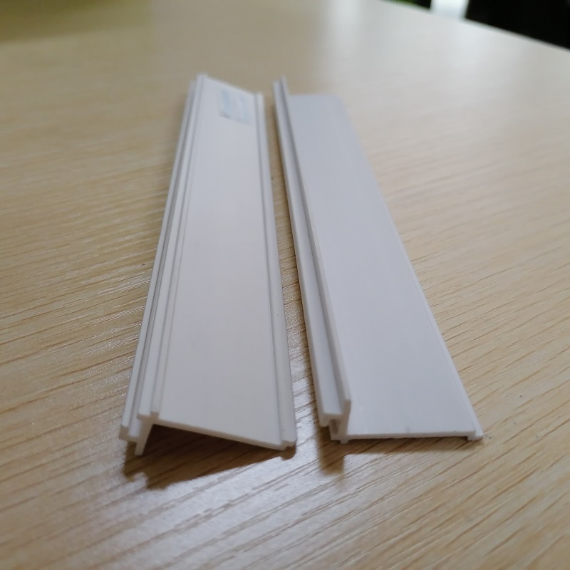 중국 제조 업체 pvc l 채널 프로필 pvc 스트립 pvc l 모양 프로필 건물 장식