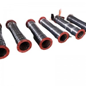 호스 선박 용 연성 드 레 인 튜브 를 준설 하 다.