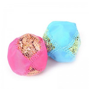 주석 호 일 공 고양이 장난감입니다