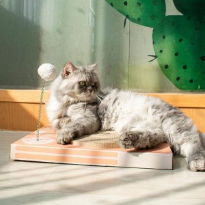 고양이 스크래치 보드 슈트입니다