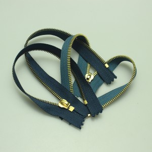 다양한 스타일과 크기, 금속 액세서리와 금속 황동 지퍼