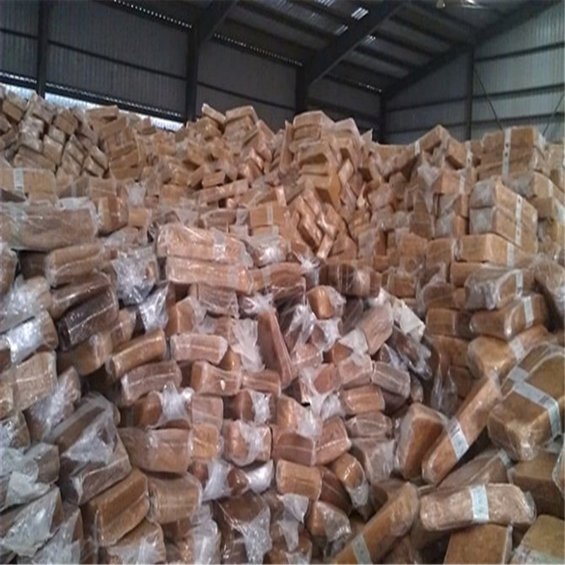 고무는 낮은 충격을 계속 유지합니다