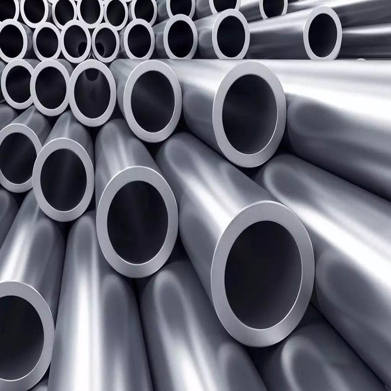 원재료 가격의 증가는 기계 산업에 어떤 영향을 미칩니 까?