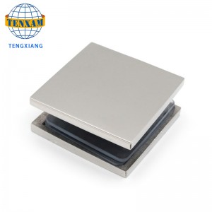 중국어 제조 업체 유리 지주 클립 크롬 2 * 2 인치 클립 황동 유리 도어 클램프 문&창 경첩 8-12mm 유리 욕실 표준