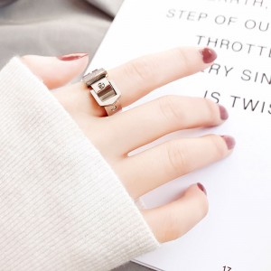 시원한 바람 금속 반지