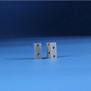 질화 알루미늄 세라믹 구조부