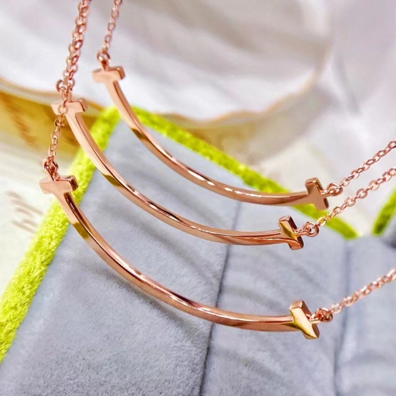 스털링 실버 쥬얼리를 구입하기 시작하는 7 가지 이유