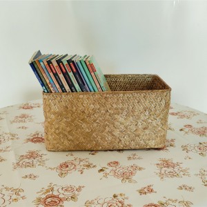 손으로 짠 평방 바다색 바구니