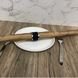 아름 다운 수 제 식기 냅킨 링입니다