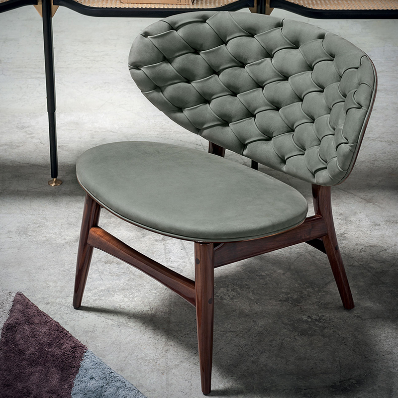 고품질 현대적인 디자인 높은 백 악센트 의자 거실에 대한 고급 정품 가죽 소파 의자