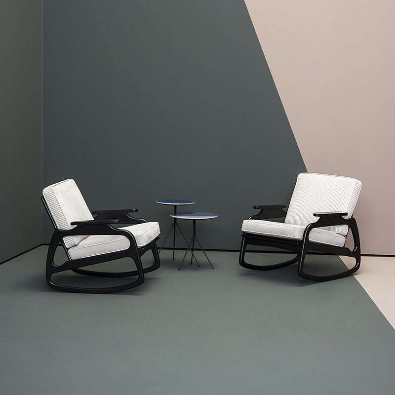 프랑스 나무 프레임 패브릭 단일 소파 팔 의자 현대 라운지 거실 가구를위한 의자