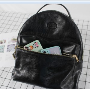 진정한 가죽 백팩