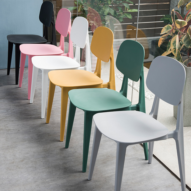편안하고 다채로운 플라스틱 의자, 식당 가구, 쌓을 수 있는 플라스틱 커피 의자