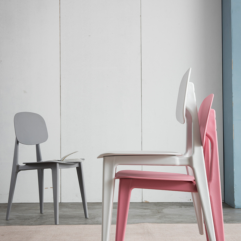 편안하고 다채로운 플라스틱 의자, 식당 가구, 쌓을 수 있는 플라스틱 커피 의자