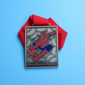 맞춤 메달 디자인 만화 캐릭터 3D 그늘 소프트 에나멜 금속 메달을 판매합니다.