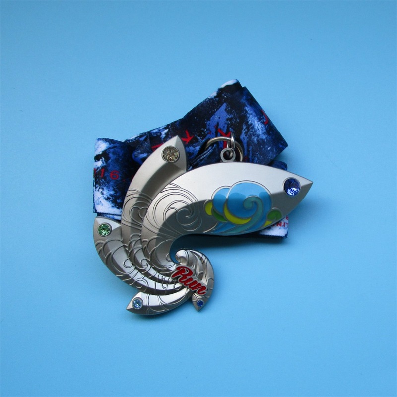 아름다운 특별 디자인 메달 스포츠 트로피와 보석과 메달
