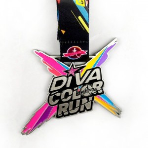 런 커스텀 메달 리온 목걸이를위한 완벽한 선물 가이드