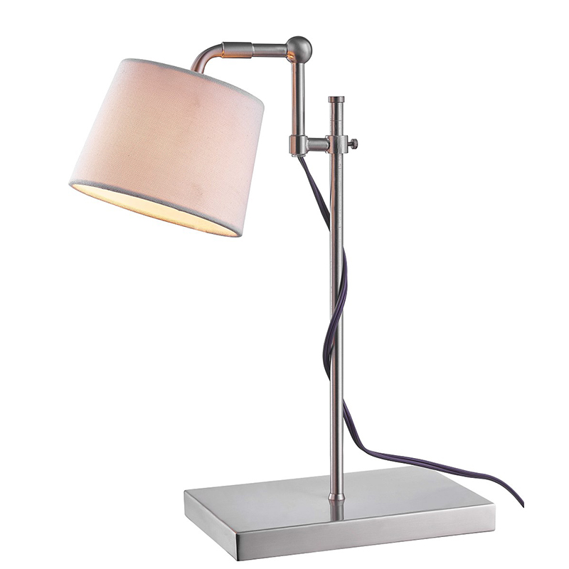 객실의 작업장에서 조정 가능한 작업 램프