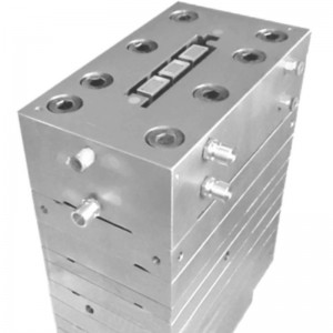 PE 숲이 우거진 플라스틱 곰팡이